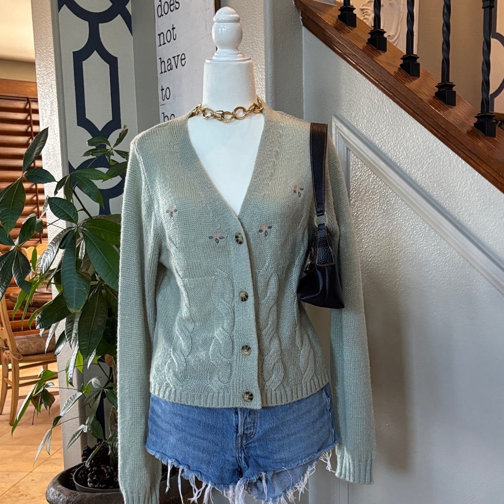 Green Feminine Floral Vintage Inspired Knit Cardigan ✨